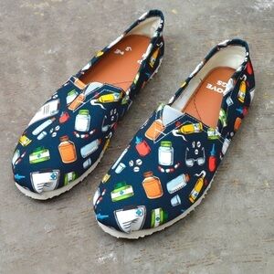 Groove Bags PHARMACIST Print Canvas Slip On Shoes, Size 8 NEVER WORN